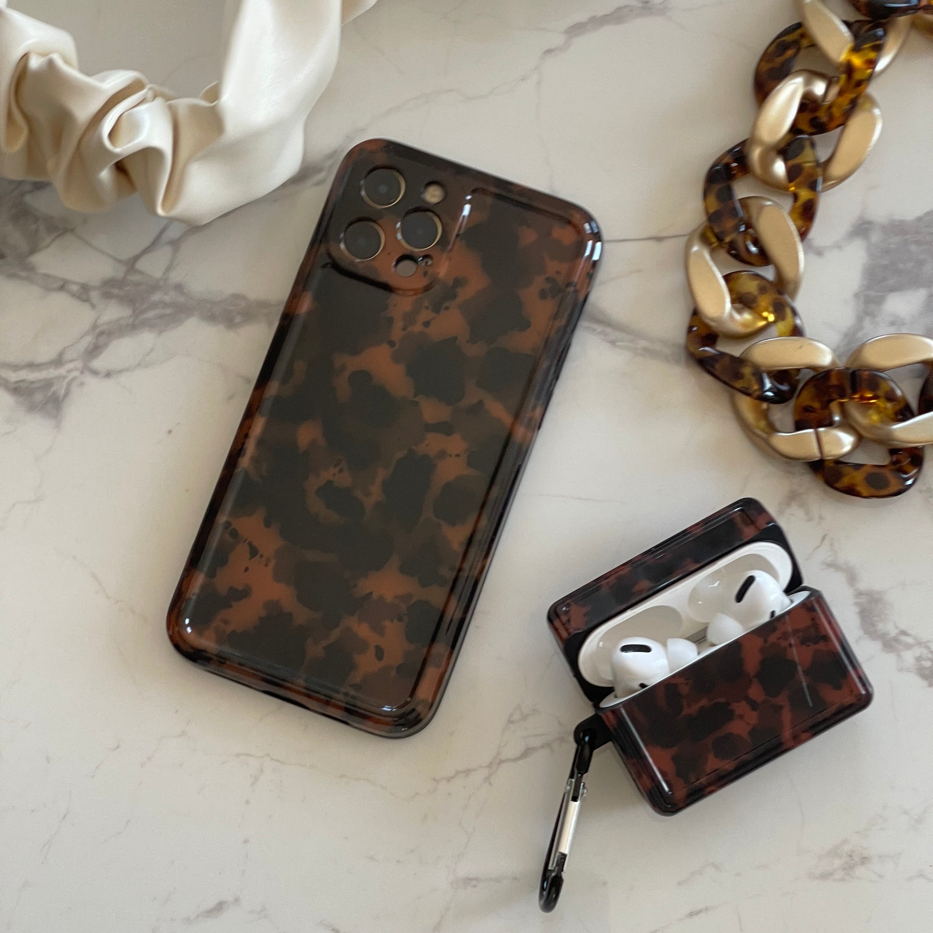 Silicone Bundle - Amber iPhone Case with AirPods Cover