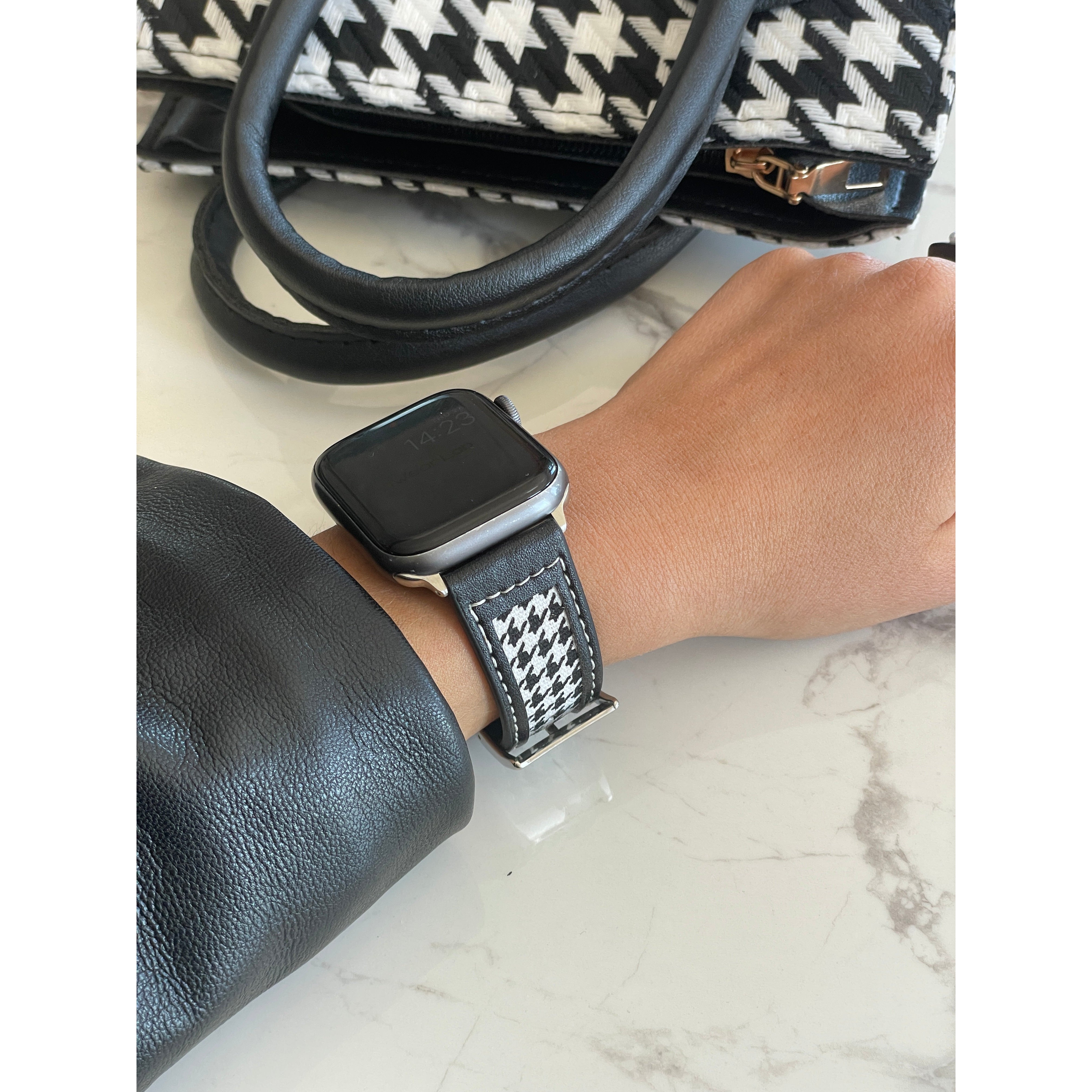 Eve Apple Watch Band