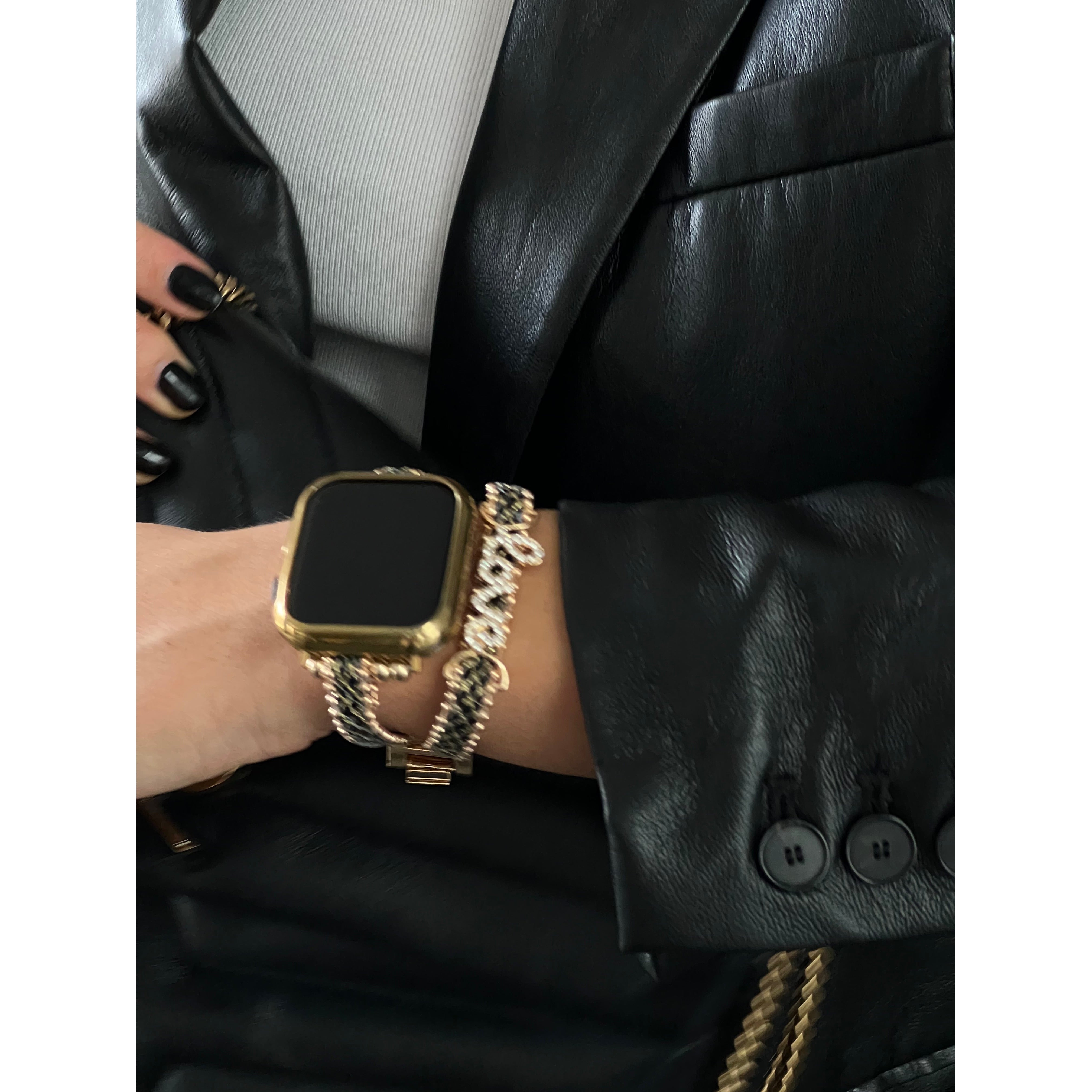 Amor Apple Watch Band