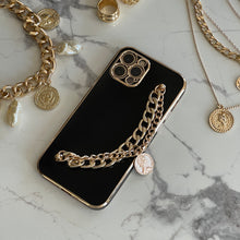  iPhone Case With Gold Chain