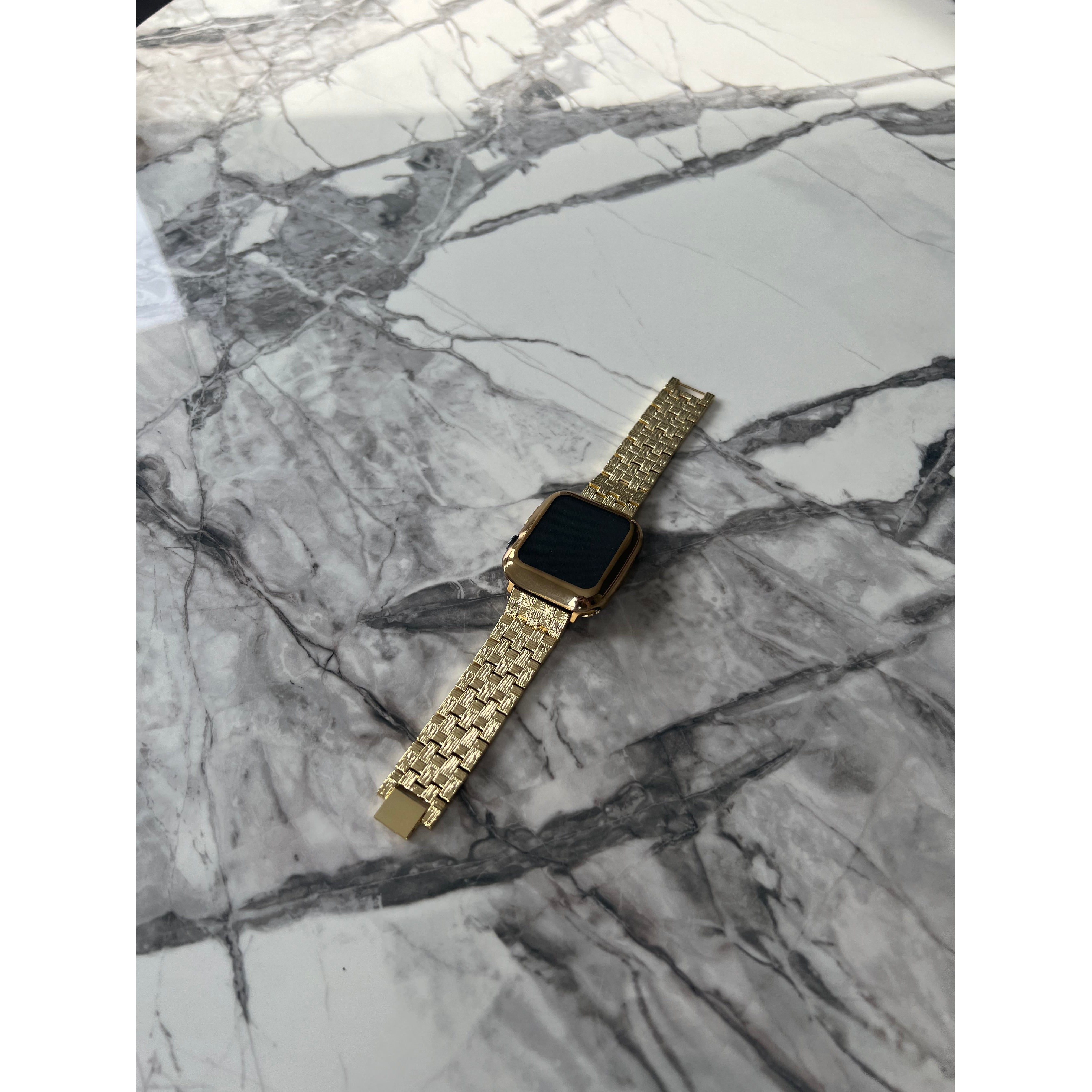 Iris Apple Watch Band